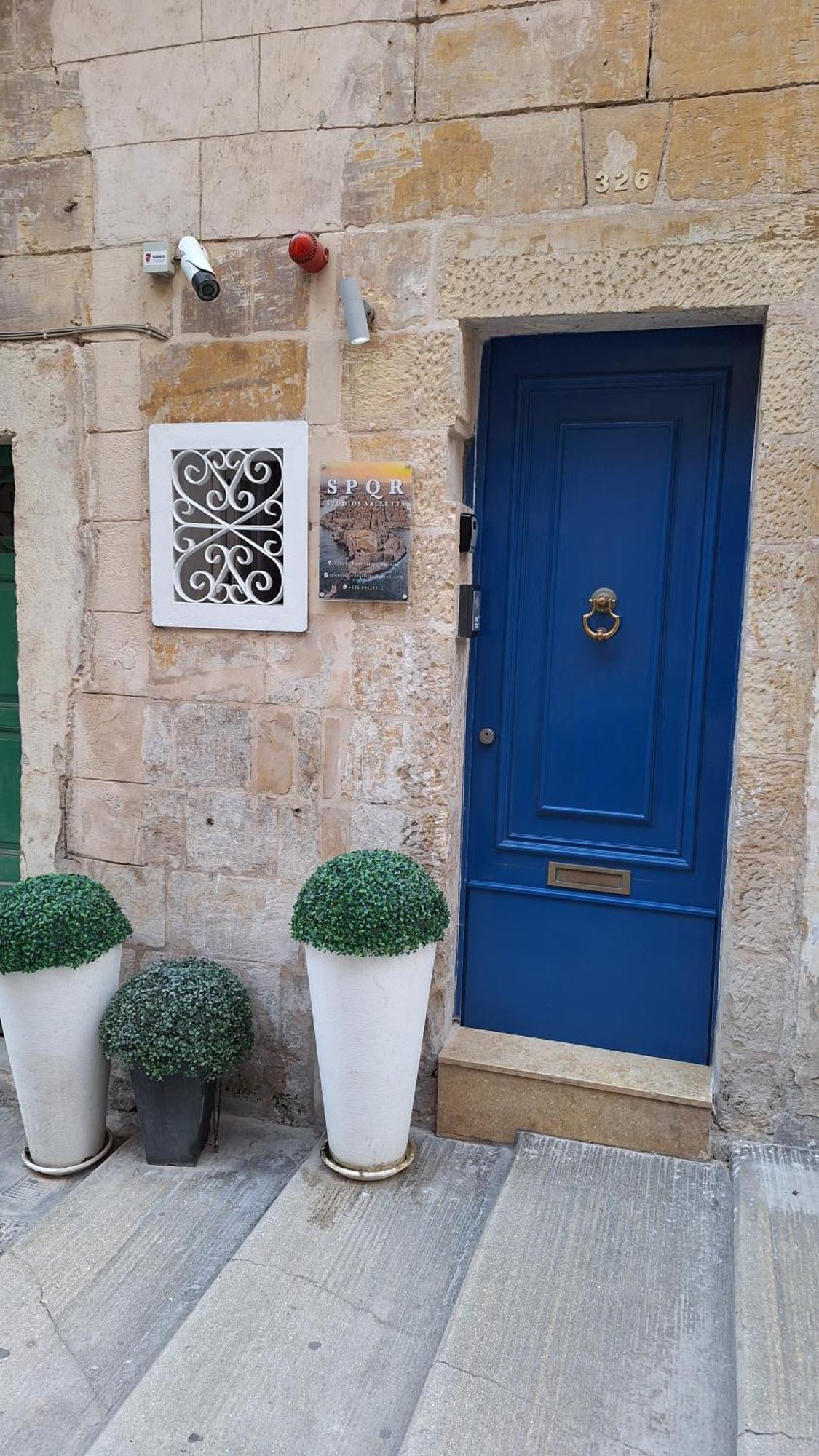Spqr 2 Apartment *